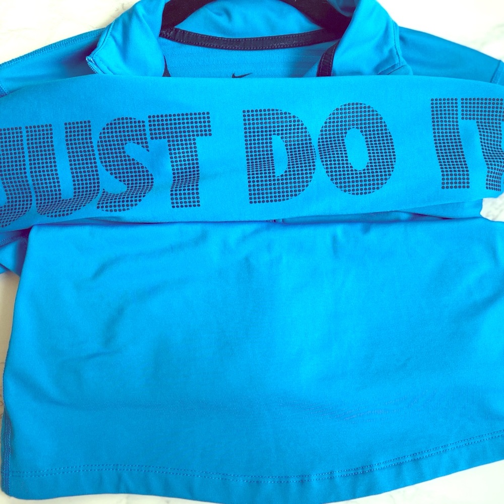 Nike Running Top EUC